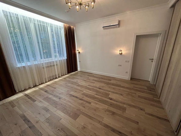 
  Продается 4-комн. квартира 190 м². Фото 7.
