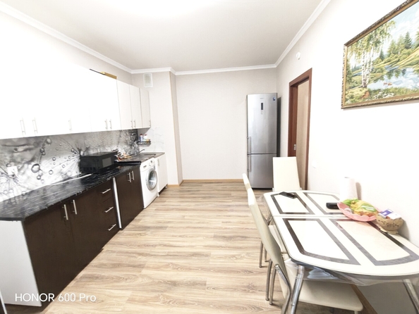 
  Продается 2-комн. квартира 63 м². Фото 2.