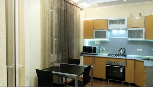 
  Продается 2-комн. квартира 74 м². Фото 1.