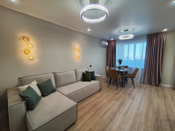 
  Продается 3-комн. квартира 71.3 м². Фото 1.