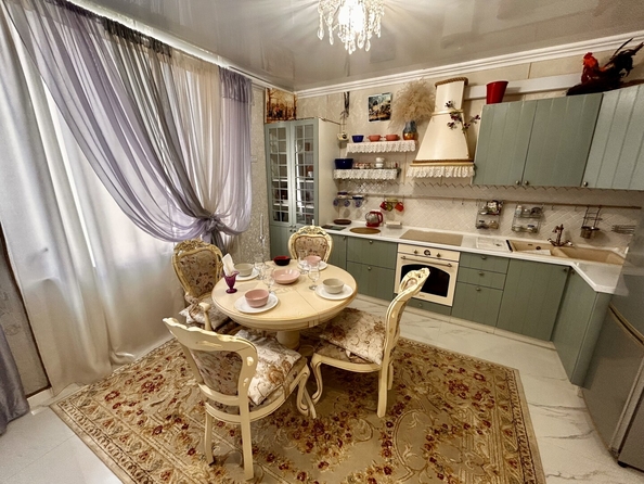 
  Продается 2-комн. квартира 70 м². Фото 2.