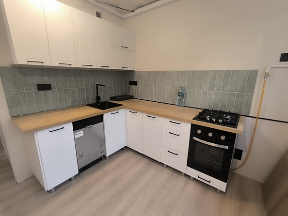 
  Продается 3-комн. квартира 62.4 м². Фото 1.