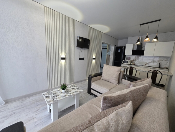 
  Сдается 2-комн. квартира 57 м². Фото 2.