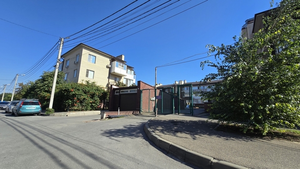 
  Продается 3-комн. квартира 94 м². Фото 1.