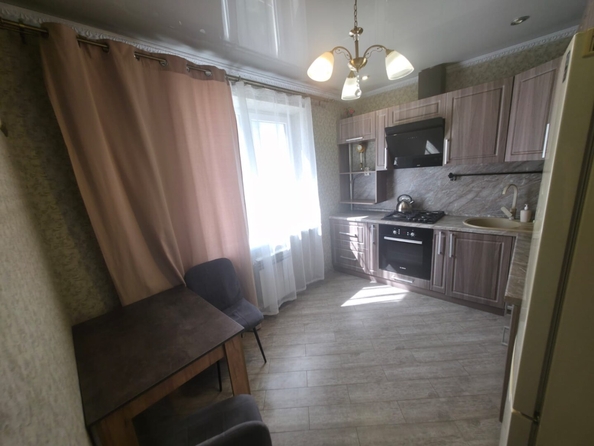 
  Сдается 1-комн. квартира 38 м². Фото 2.