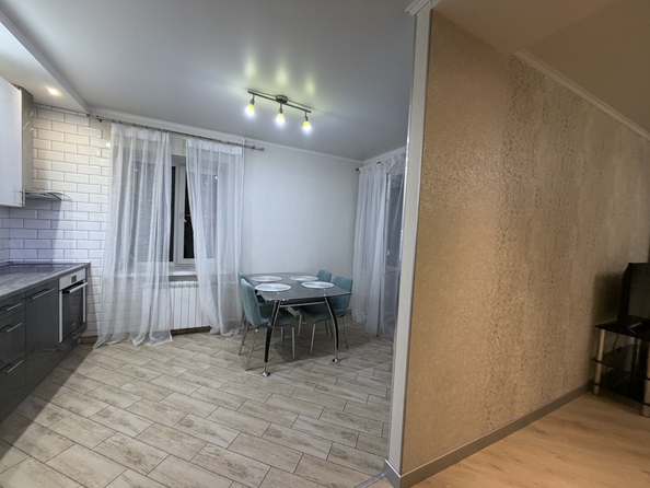 
  Продается 2-комн. квартира 62 м². Фото 4.