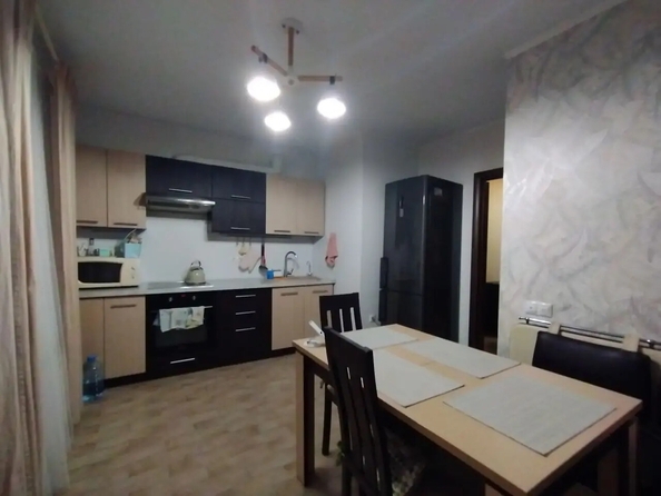 
  Продается 2-комн. квартира 60 м². Фото 1.