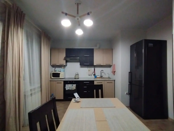 
  Продается 2-комн. квартира 60 м². Фото 2.