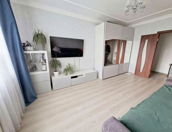 
  Продается 2-комн. квартира 57.6 м². Фото 1.