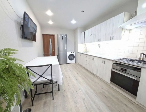 
  Продается 2-комн. квартира 57.6 м². Фото 6.