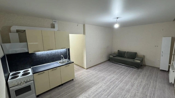 
  Продается студия 30 м². Фото 1.