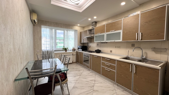 
  Продается 3-комн. квартира 76.5 м². Фото 1.
