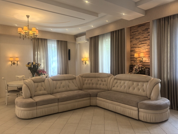
  Продается коттедж 397.8 м². Фото 1.
