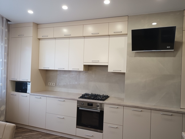 
  Продается 2-комн. квартира 85 м². Фото 1.