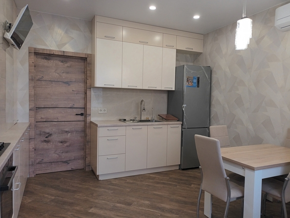 
  Продается 2-комн. квартира 85 м². Фото 2.
