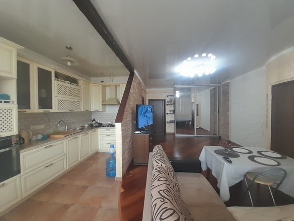 
  Продается 2-комн. квартира 70.2 м². Фото 2.