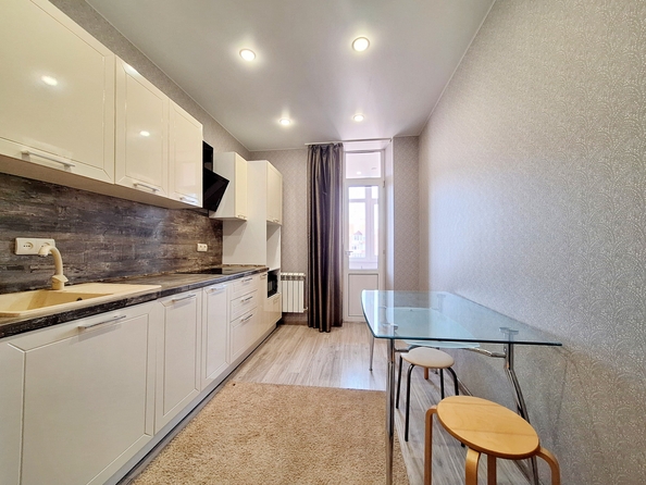 
  Продается 2-комн. квартира 63 м². Фото 1.