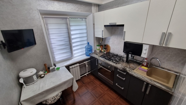 
  Продается 4-комн. квартира 58 м². Фото 1.