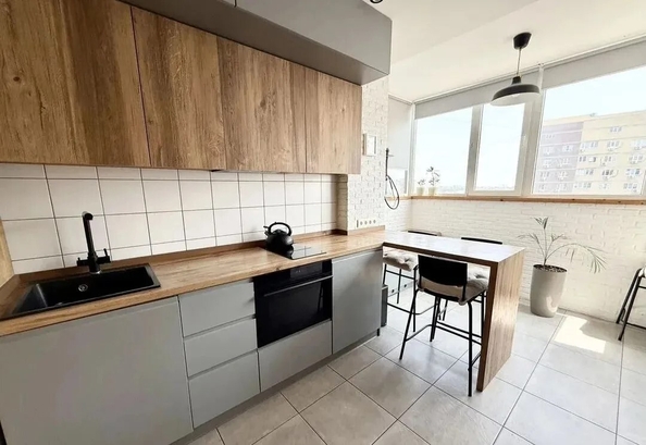 
  Продается 1-комн. квартира 42 м². Фото 1.