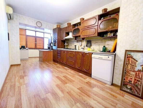
  Продается 2-комн. квартира 61 м². Фото 1.
