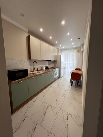 
  Сдается 1-комн. квартира 42 м². Фото 1.