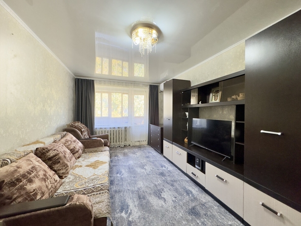 
  Продается 3-комн. квартира 64 м². Фото 1.