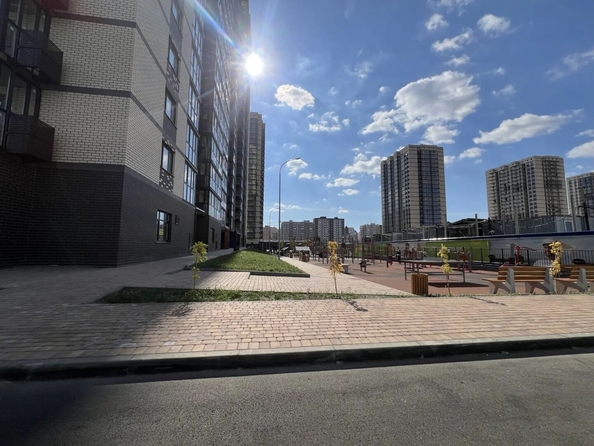 
  Продается 2-комн. квартира 65 м². Фото 15.