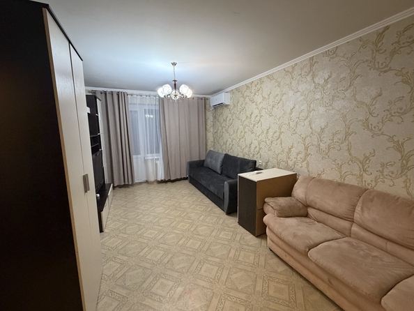 
  Сдается 1-комн. квартира 40 м². Фото 2.