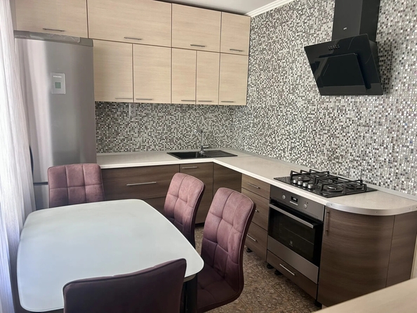 
  Продается 2-комн. квартира 56 м². Фото 1.