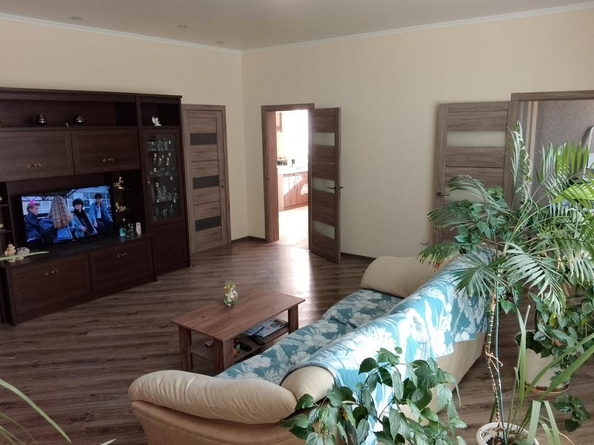 
  Продается дом 180 м². Фото 1.