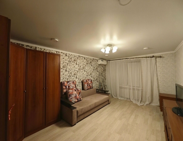 
  Сдается 1-комн. квартира 42 м². Фото 1.