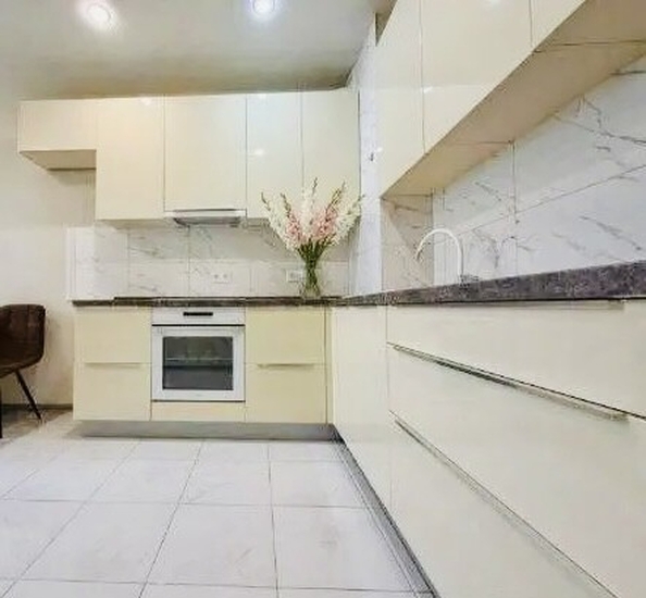
  Продается 1-комн. квартира 37 м². Фото 1.