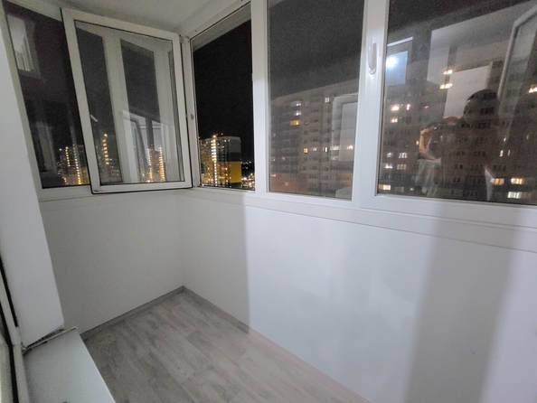 
  Продается 2-комн. квартира 55 м², в ЖК Суворовский, литера 6. Фото 4.