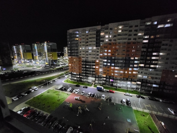 
  Продается 2-комн. квартира 55 м², в ЖК Суворовский, литера 6. Фото 13.