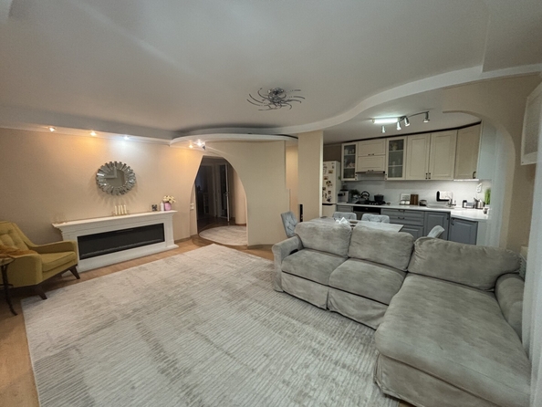 
  Продается 4-комн. квартира 114 м². Фото 2.