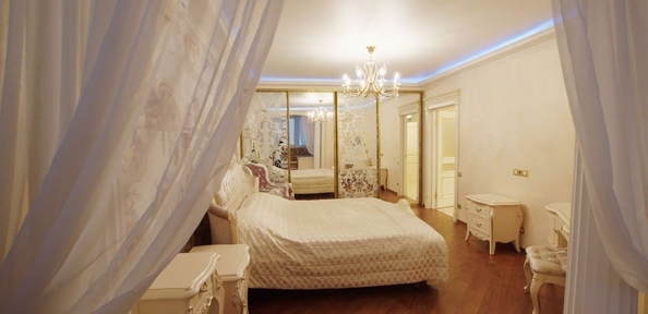 
   Продам 2-комнатную, 78 м², Доломановский пер, 56/13

. Фото 4.