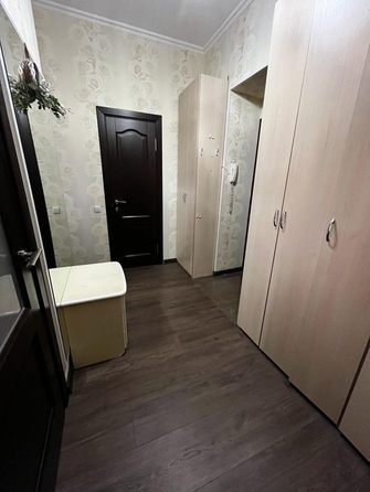 
   Продам 1-комнатную, 51 м², Лелюшенко ул, 11

. Фото 12.