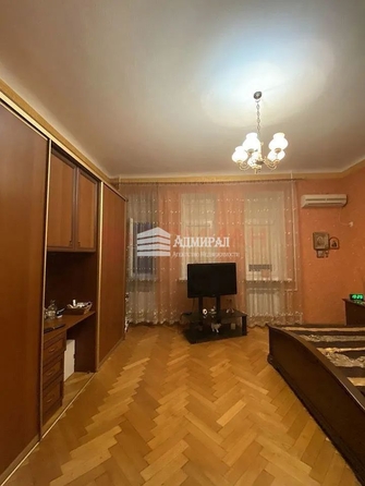 
   Продам 4-комнатную, 100 м², Ворошиловский пр-кт, 8

. Фото 9.