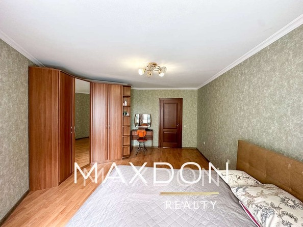 
   Продам 4-комнатную, 109.3 м², Комарова б-р, 1М

. Фото 24.