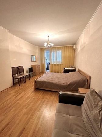 
   Продам 2-комнатную, 70 м², Красноармейская ул, 290

. Фото 2.