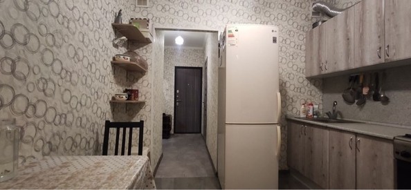 
   Продам 1-комнатную, 37 м², Днепровский пер, 116К

. Фото 4.