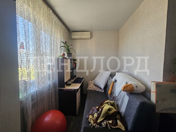 
   Продам 1-комнатную, 35 м², Комарова б-р, 24

. Фото 7.