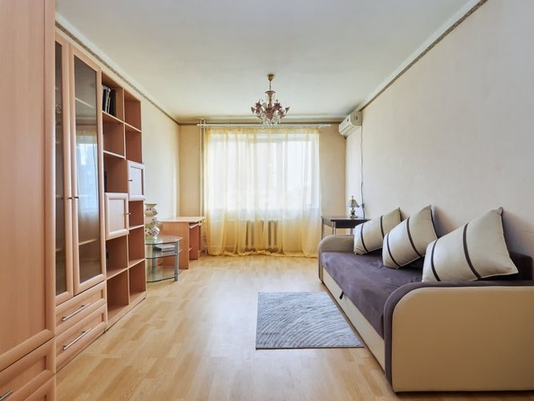 
   Продам 2-комнатную, 52 м², Комарова б-р, 15/1

. Фото 7.
