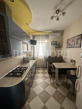 
   Продам 2-комнатную, 49.6 м², 

. Фото 9.