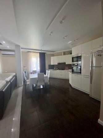 
   Продам 5-комнатную, 161 м², 

. Фото 3.