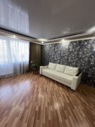 
   Продам 4-комнатную, 87 м², Воровского ул

. Фото 9.