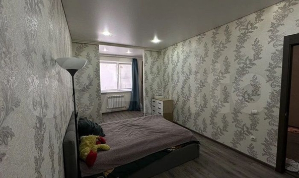 
   Продам 2-комнатную, 56 м², Украинская ул, 101

. Фото 2.