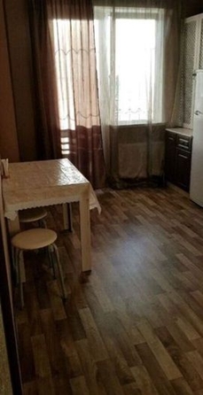 
   Продам 1-комнатную, 40 м², Ушинского ул

. Фото 2.