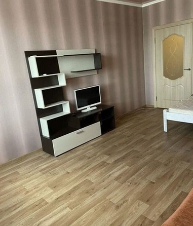 
   Продам 1-комнатную, 40 м², Ушинского ул

. Фото 4.