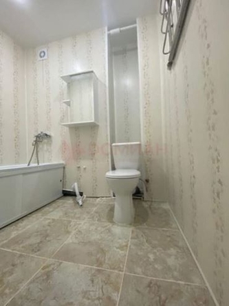 
   Продам 3-комнатную, 52 м², Луначарского ул, 101

. Фото 1.